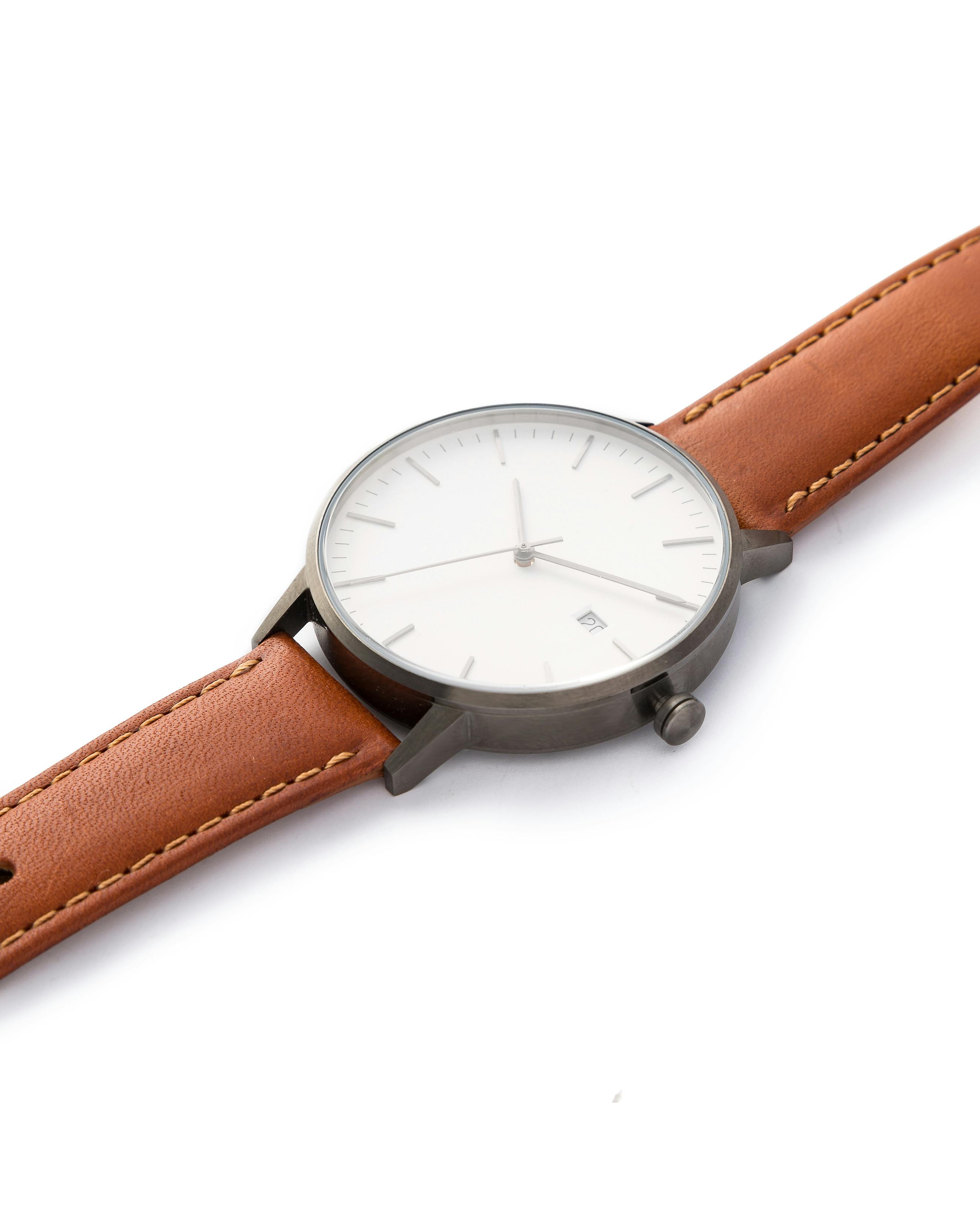 Linen Tan Minimal